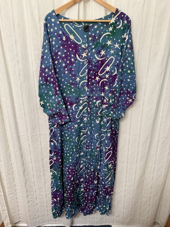 Trade Wind Dresses & Skirts - VINTAGE💥 Trade Wind Rayon Long Sleeve Maxi Button Celestial Dress